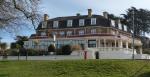 Woodvale Pub in Gurnard, Cowes